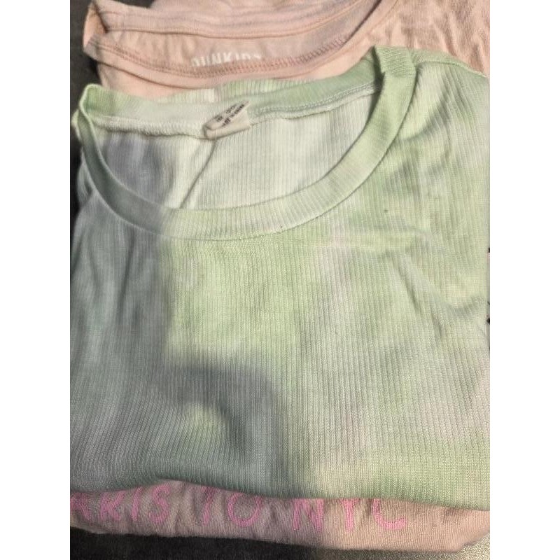 Tee-shirt vert TAILLE 12 ans