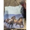 Tee-shirt chevaux  TAILLE 12 ans