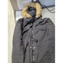 Blouson capuche noir TAILLE...