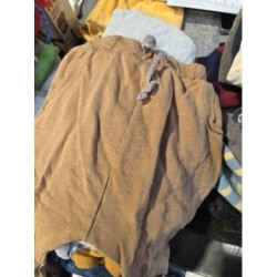 Pantalon beige TAILLE 12 mois