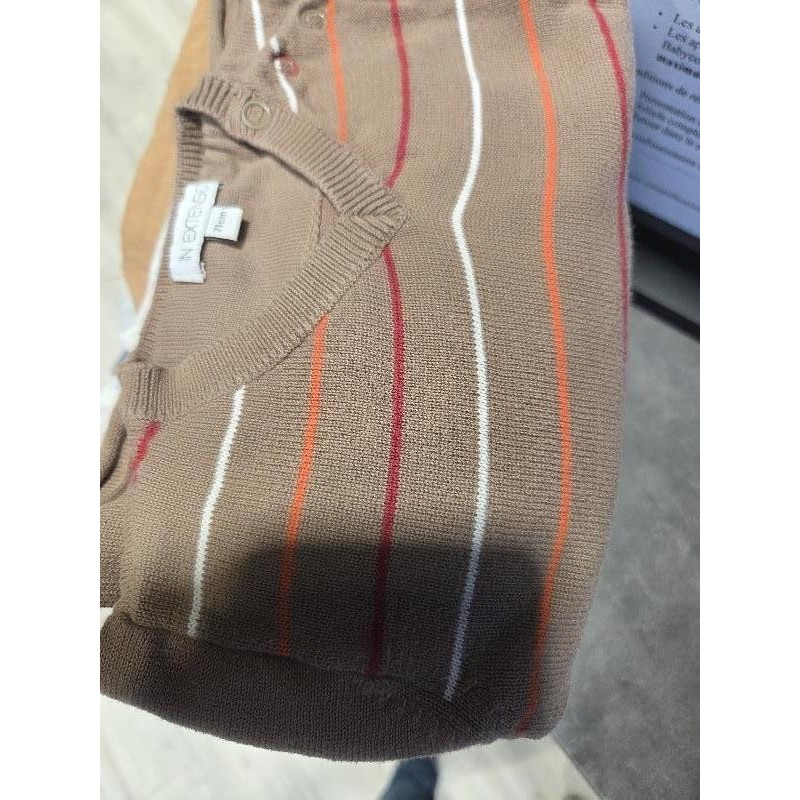 Pull marron TAILLE 12 mois