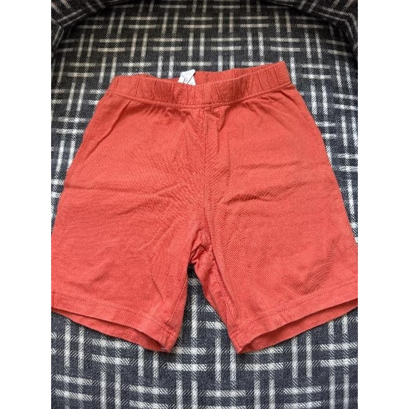 Short orange  TAILLE 18 mois 
