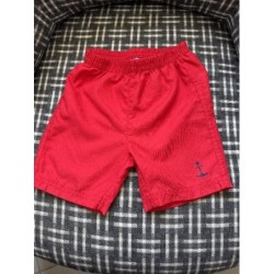 Short rouge  TAILLE 18 mois 