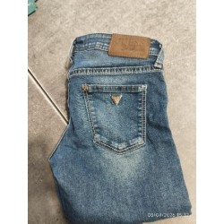 Jean's guess taille basse...