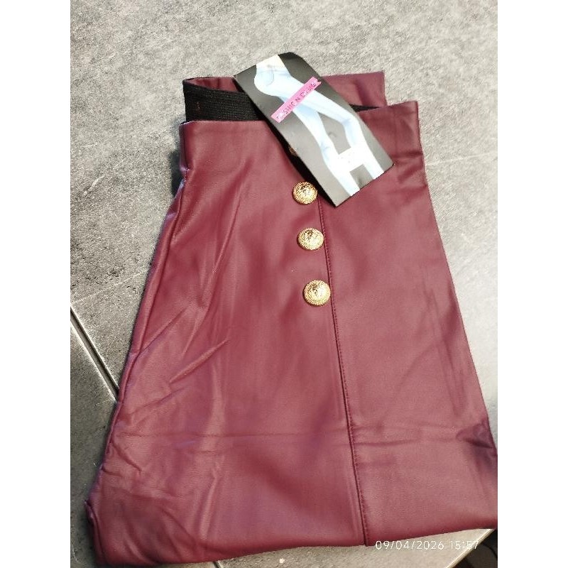 Pantalon bordeaux  TAILLE M