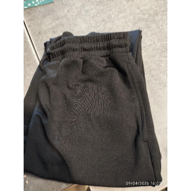 Jogging noir shein TAILLE L