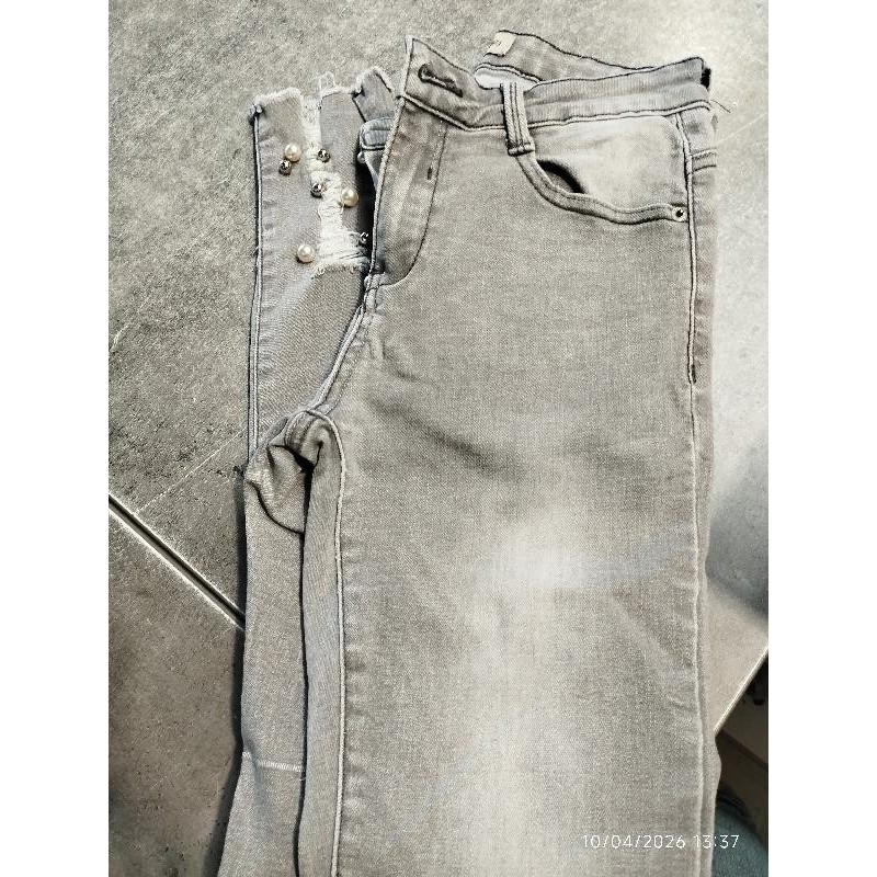 Jean's gris perle TAILLE 36