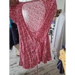 Robe rouge à fleurs TAILLE 44