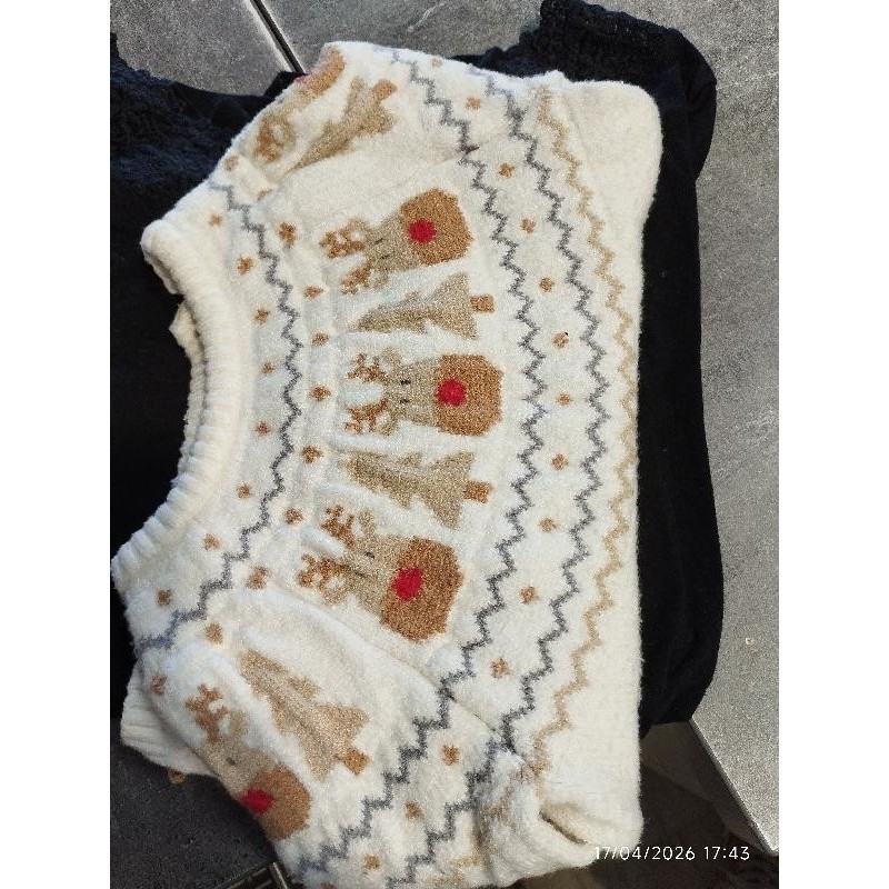 Robe pull c'était rêne  TAILLE 12  M