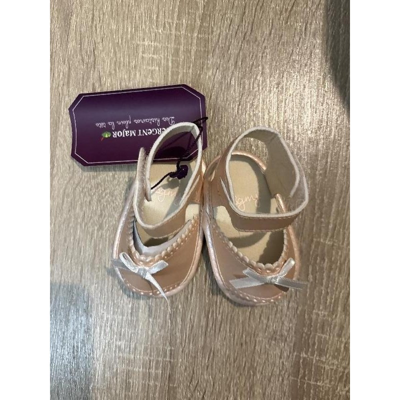 Nu pied bebe TAILLE 16/17