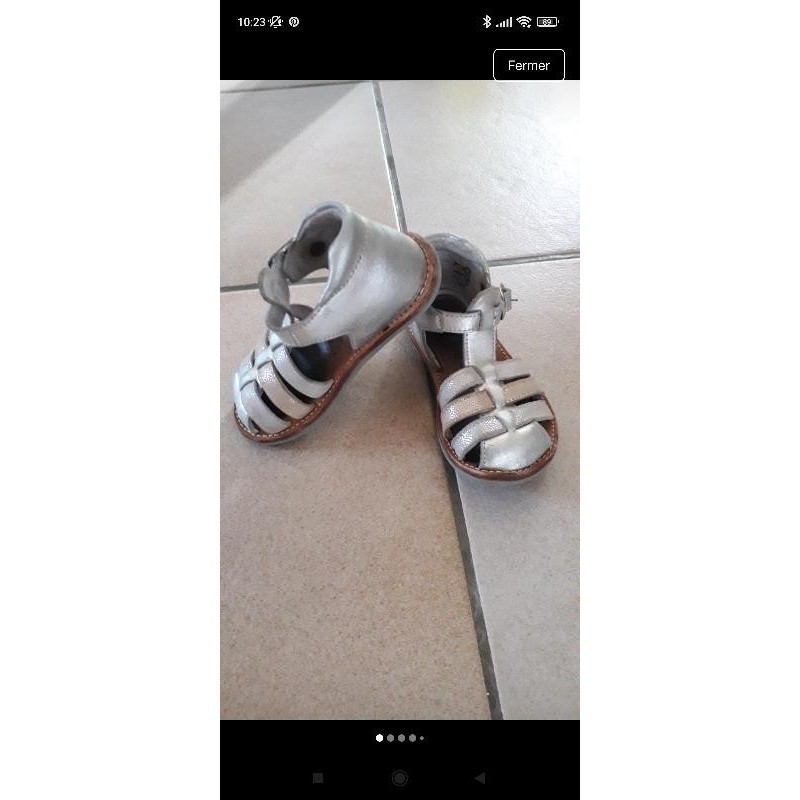 Sandales TAILLE 24