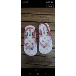 Tongs à pois  TAILLE 24