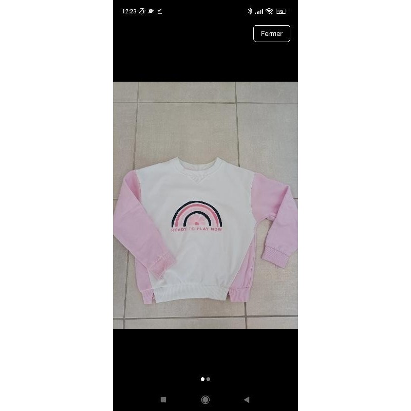 Sweat rose arc en ciel  TAILLE 8 ans 