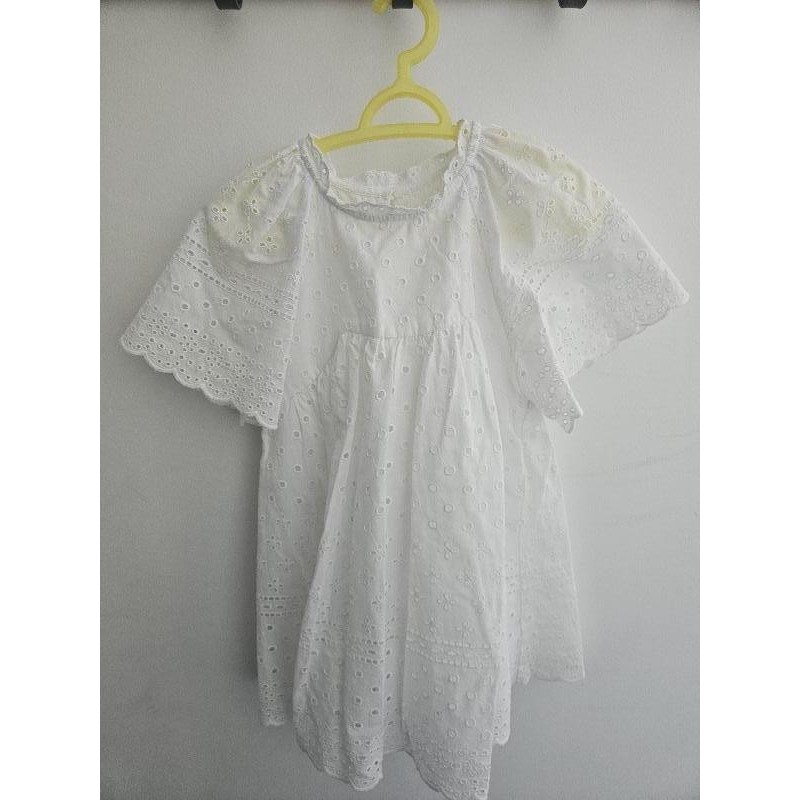 Robe blanche Zara 2A TAILLE 2A