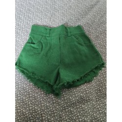 Short fille vert TAILLE 4