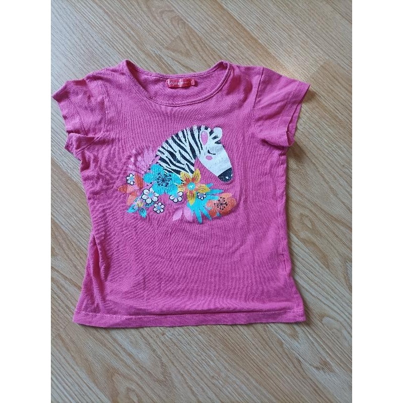 Tee shirt zèbre  TAILLE 8