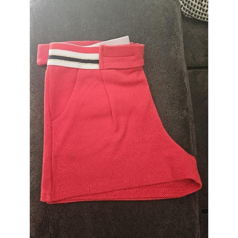 Short rouge Okaidi 5 ans TAILLE 5A