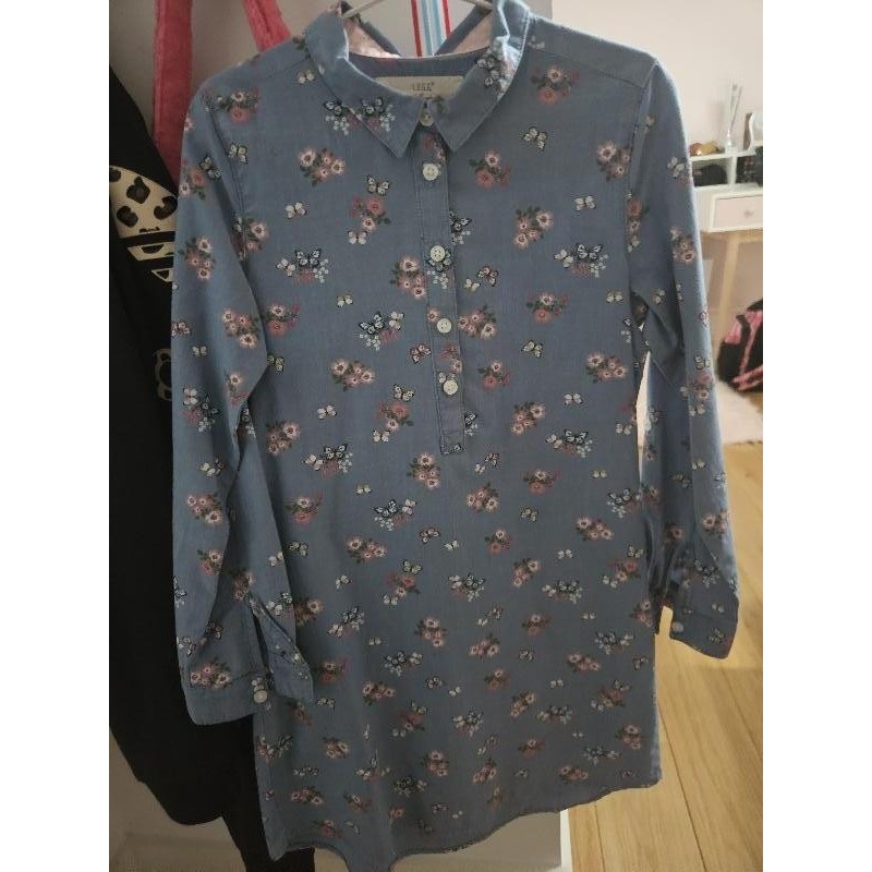 Robe H&M papillons 7-8 ans TAILLE 7-8 ans