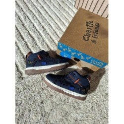 Basket bleu (neuve) TAILLE 22