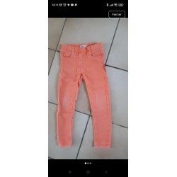 Pantalon orange TAILLE 4 ans