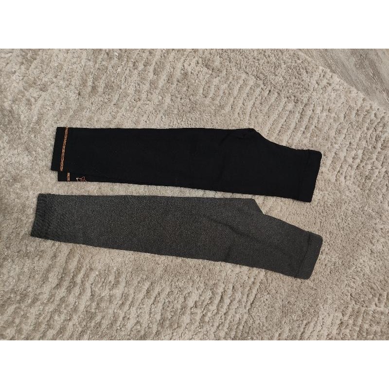 Lot 2 leggings orchestra noir et gris  TAILLE 4