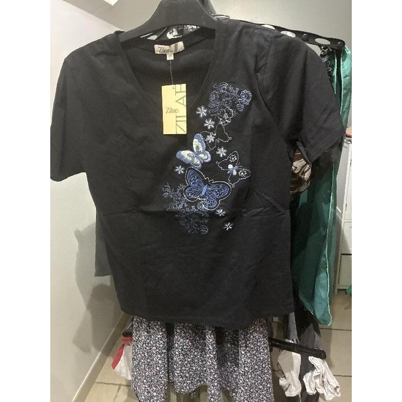 Tee shirt T42  TAILLE 42
