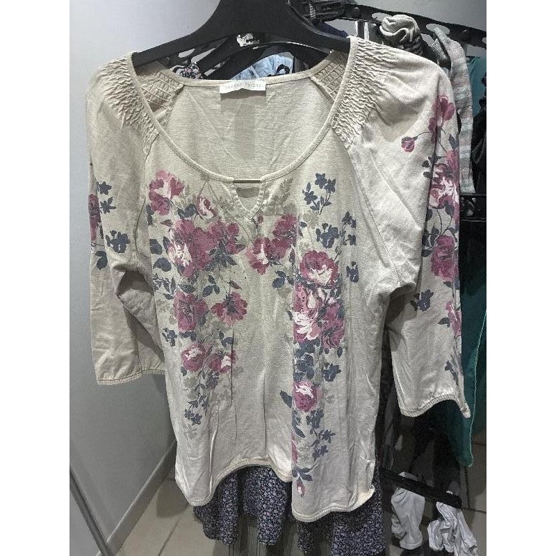 TEE shirt T46 TAILLE 46