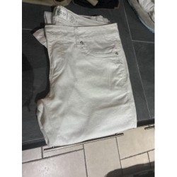 Pantalon blanc T46 TAILLE 46