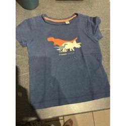 TEE shirt 3 ans  TAILLE 3 ans 