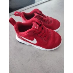 Basket Nike  TAILLE 22