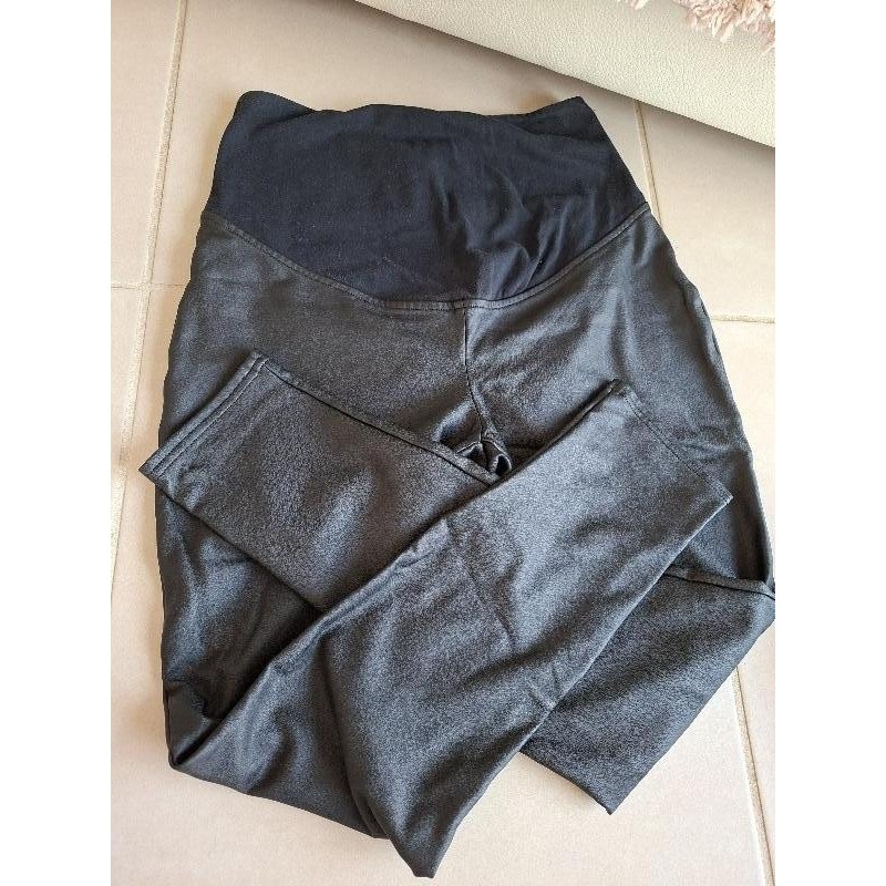 Pantalon Kiabi TAILLE 38
