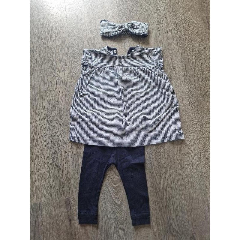 Ensemble bleu  Petit Bateau TAILLE 6 mois